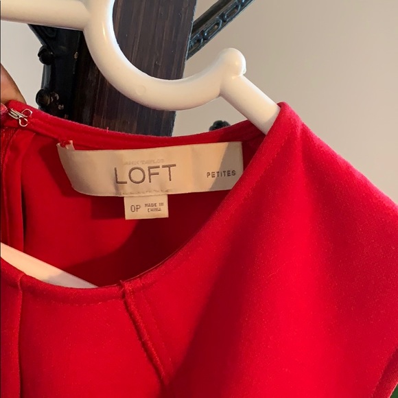 🌿☘️Loft red dress size 0P☘️🌿 - Picture 3 of 7